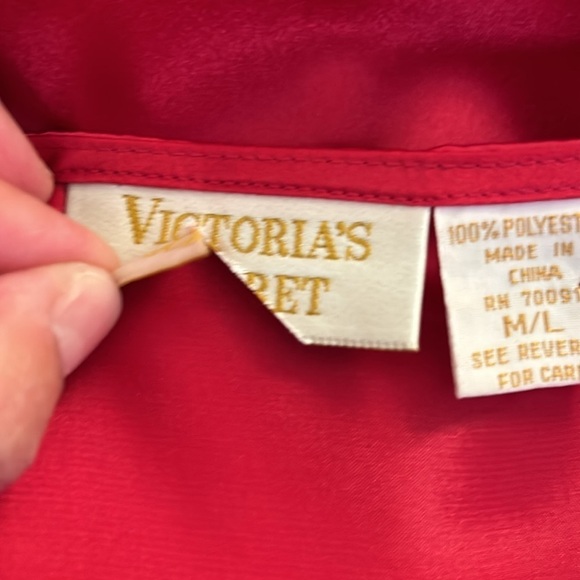 Victoria's Secret Vintage Gold Label Red Satin Button Down Pajama Dress Size M/L - Picture 9 of 9